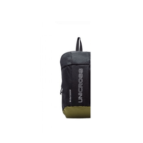 mochila-unicross-pequena-y-liviana-ideal-running-impermeable-negro-verde-21212010