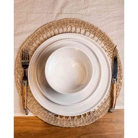 image-e6bb308865de453d87da61024447b92a